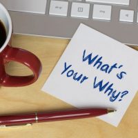 英語「Why」「What」の違いと使い方