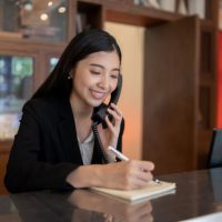 英語「hotel clerk」の意味って？