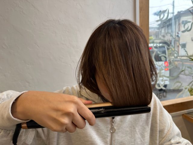ワンカールで簡単！今人気の「韓国風前髪」の作り方