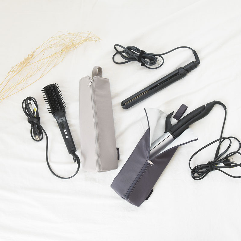 冷めるまで待つ必要なし！省スペースで便利な「耐熱ヘアアイロンポーチ」