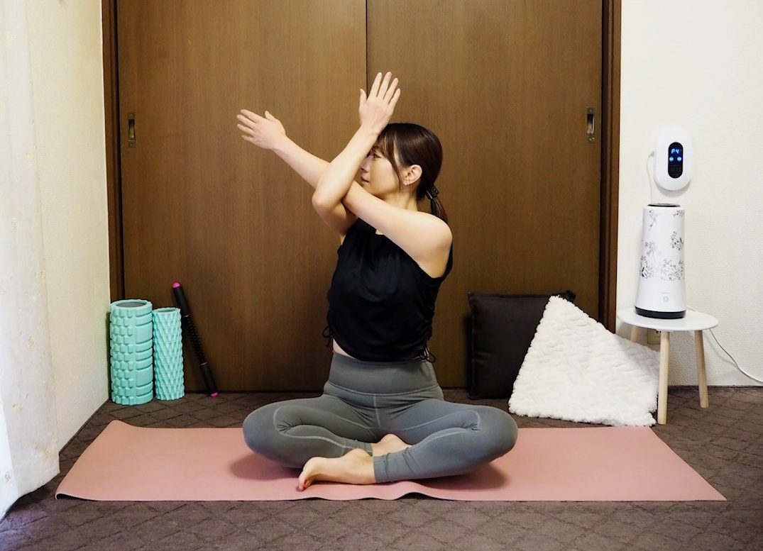 疲労が溜まりやすい”肩甲骨周辺”を広範囲でほぐす！気持ちい～いストレッチ