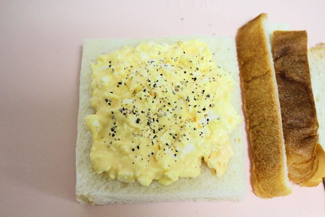 ゆで卵×食パン