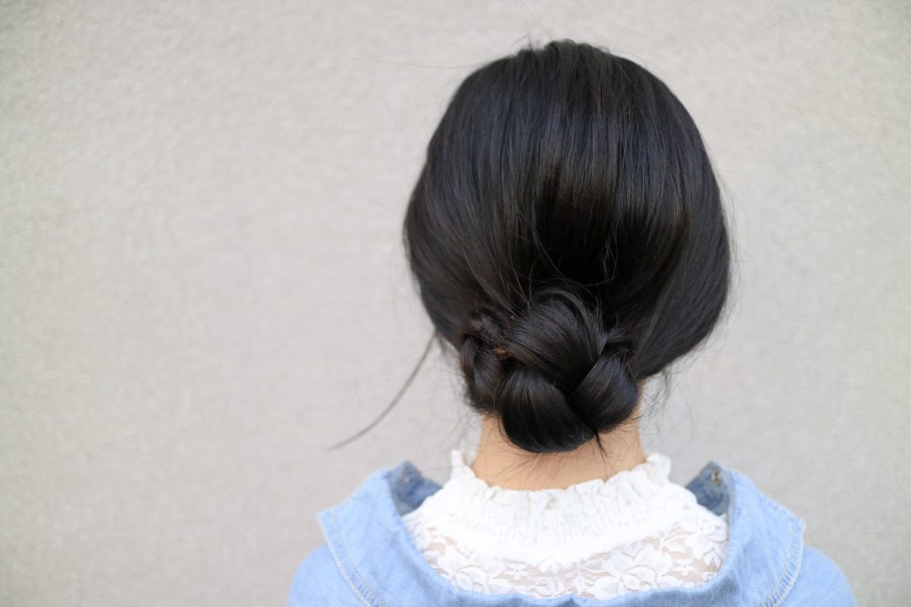 湿気に負けない!簡単まとめ髪アレンジ3選