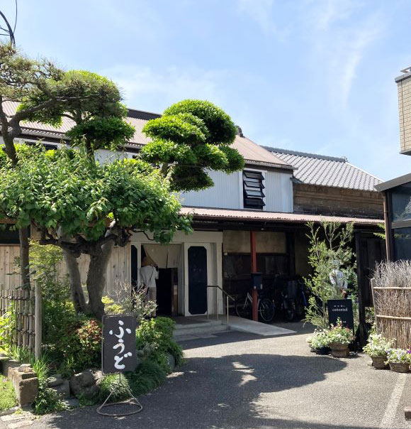 【神奈川・藤沢】歴史を感じる空間でこだわりパンを♪「関次商店パンの蔵  風土」