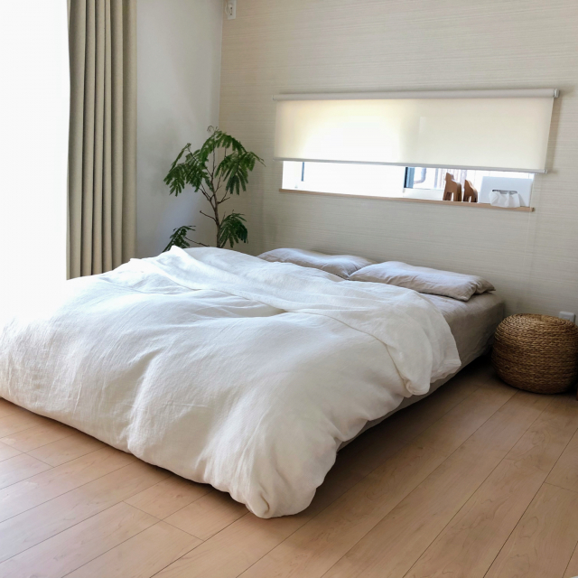 シンプルなベッドルーム