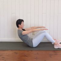 初心者でも下腹が薄くなる！ゆっくり動くほどお腹が凹む「Cカーブピラティス」