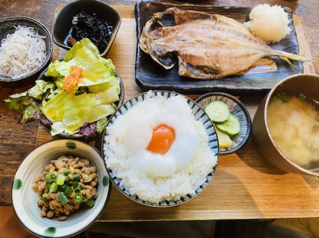 鎌倉の人気店ヨリドコロの朝食