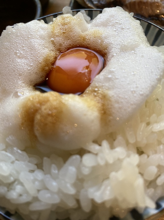 鎌倉の人気店ヨリドコロのメレンゲ卵かけご飯
