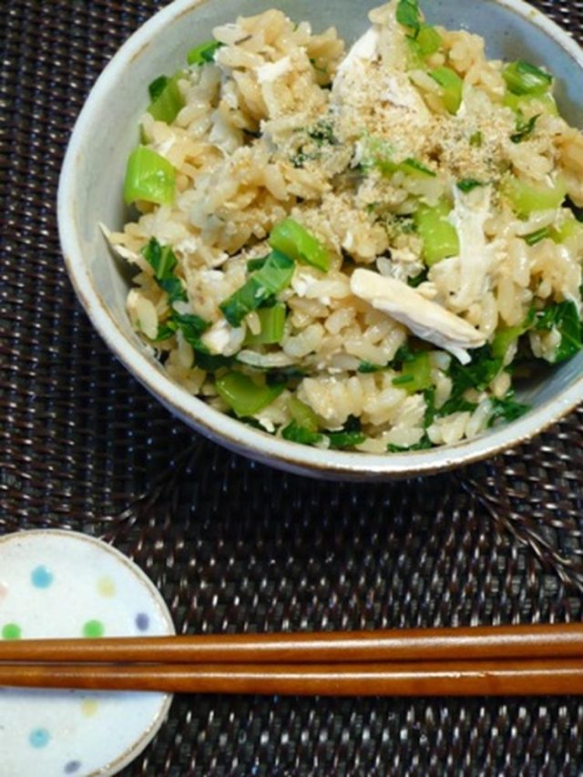 鶏と小松菜の炊き込みご飯