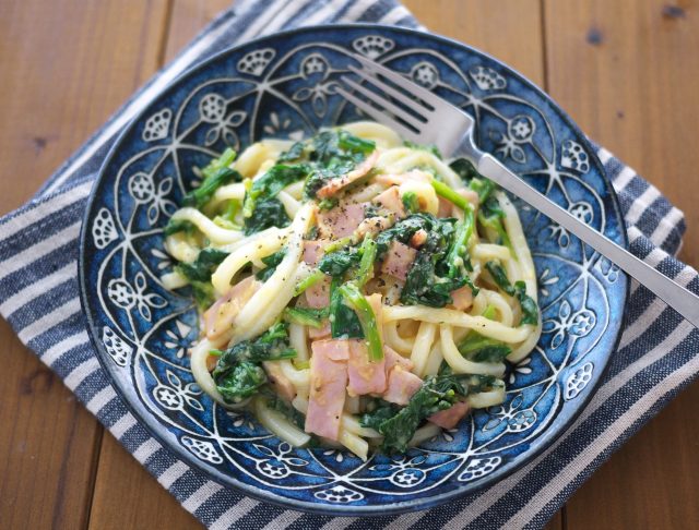 ほうれん草カルボうどん