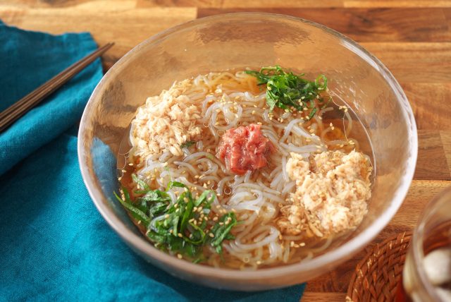 ツナ入り「梅と大葉のしらたきそうめん」