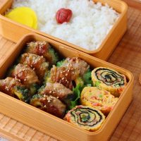 旬野菜で簡単！「ゴーヤの肉巻き」「カニカマのり卵焼き」2品弁当