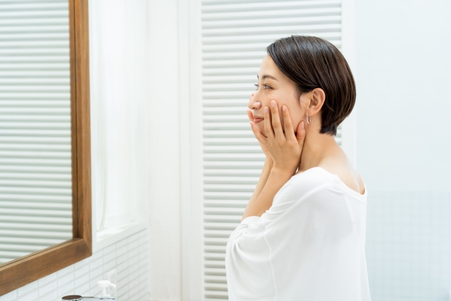 スキンケア　女性