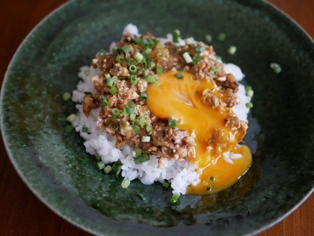 さばと豆腐のヘルシー丼