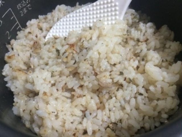 大葉と鯖の炊き込みご飯