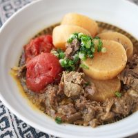 炊飯器で簡単！冷えを防ぐ朝ごはん♪「トマトと牛肉のおでん」