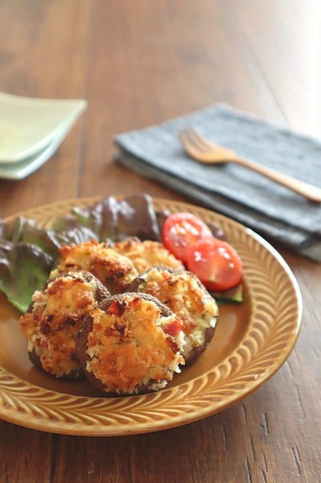 しいたけの香草パン粉チーズ焼き