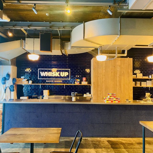 なんば駅 WHISK UP BAKED GOODS店内