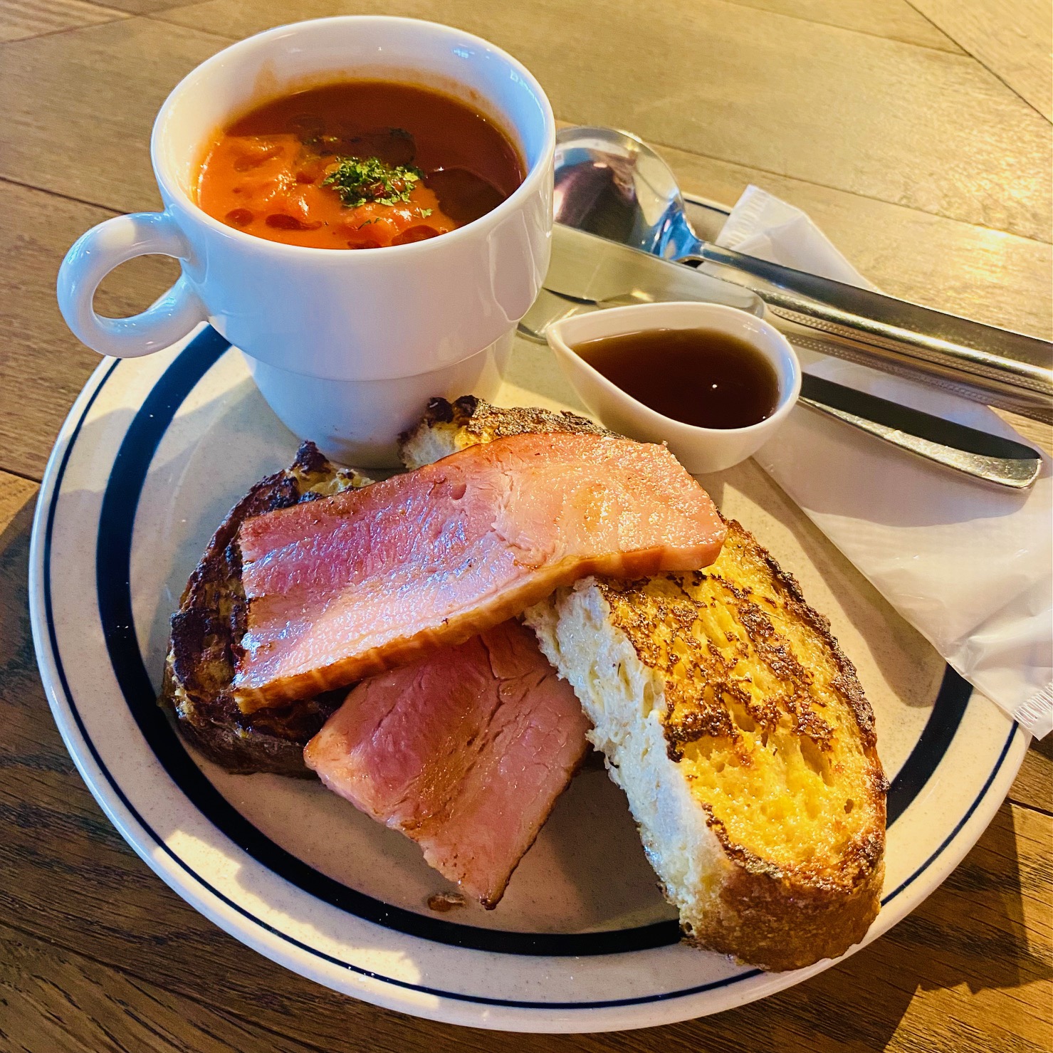 大阪・なんば】まるで海外！土日祝限定アメリカンモーニング@WHISKUP