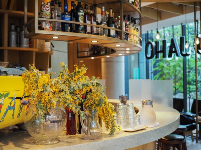 田町「Jaho Coffee Roaster & Wine Bar」店内