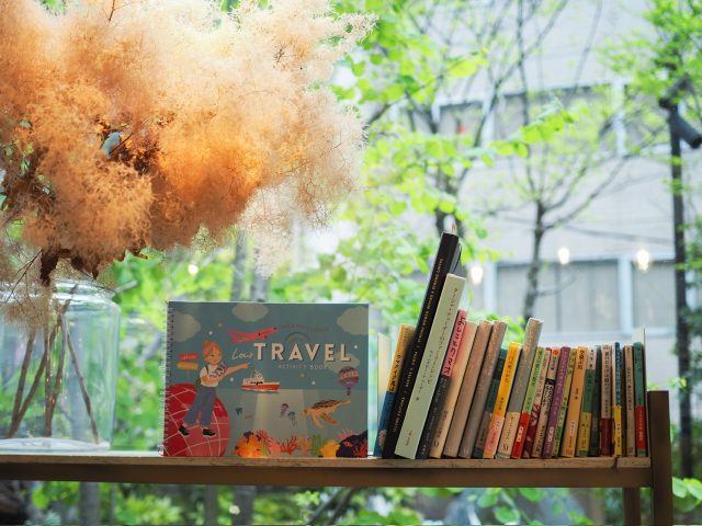 田町「Jaho Coffee Roaster & Wine Bar」店内