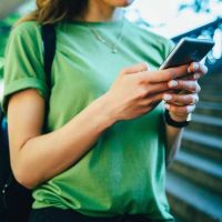 「どの駅に向かっていますか？」を英語で言うと