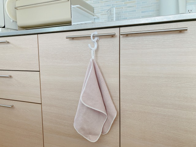 タオルをかけたS字フック