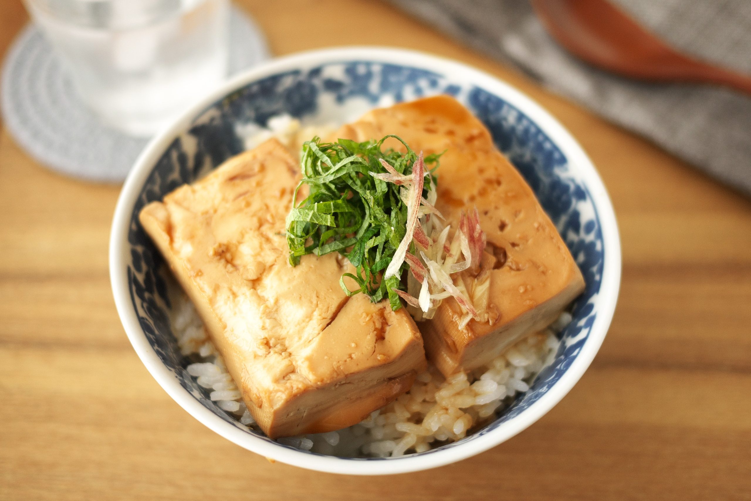 10分煮るだけ！高たんぱくで味しみ♪豆腐で作る簡単「とうめし」