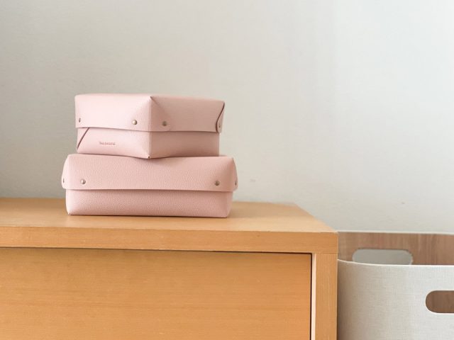 bon momentの「中身が隠せる蓋付きフェイクレザー収納ボックス」