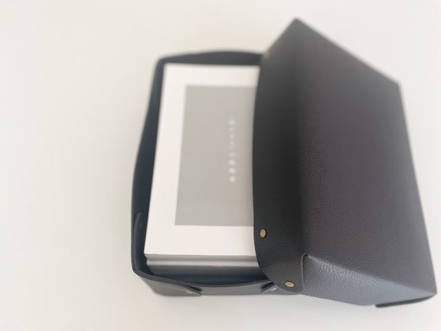 bon momentの「中身が隠せる蓋付きフェイクレザー収納ボックス」