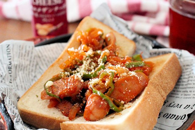 ナポリタントースト