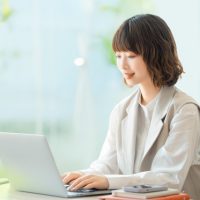 ひらがな？漢字？「様」と「さま」宛名の敬称の使い分け方