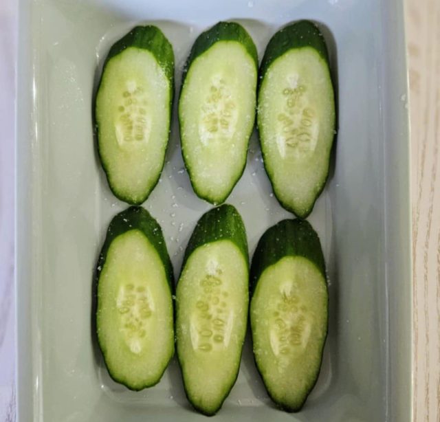 すらいすしたキュウリ