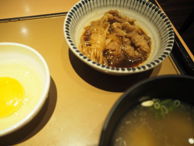 やよい軒の朝食