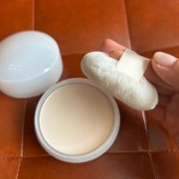 乳液の後にパウダー！？夏のスキンケアの仕上げに新美容習慣