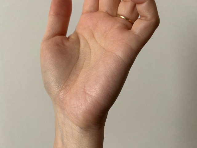 ふわっと肌になじむハイライトパウダー