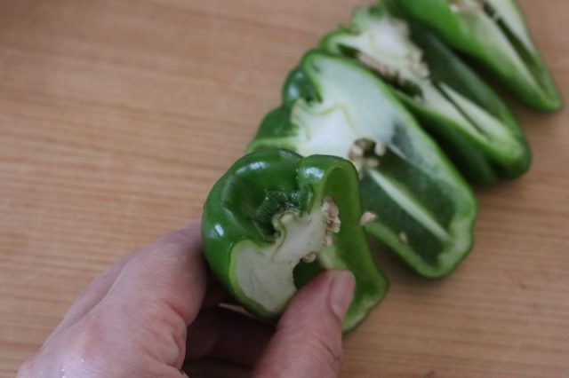カットしたピーマン