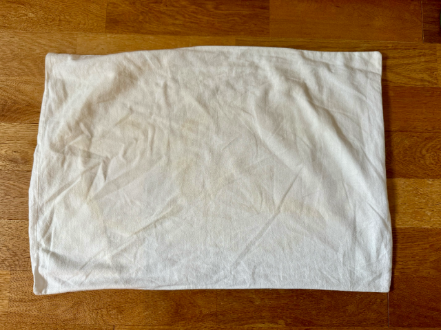 黄ばんだ枕カバー