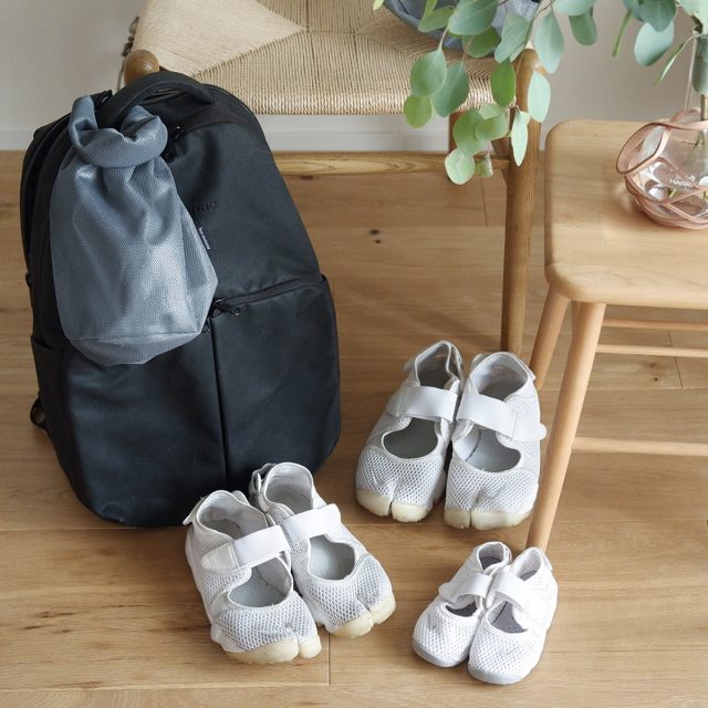 靴袋と靴、リュック