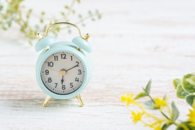 水色のめざまし