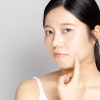 秋の乾燥に負けない！ シワ・たるみ防止の簡単「ツヤ肌」デイリーケア3つ