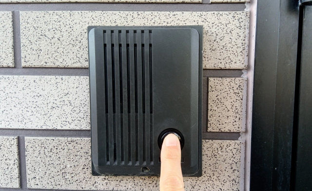 インターフォン