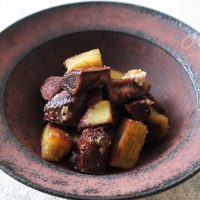 危険なおいしさ♪レンジで簡単「カリッと香ばしいさつまいもキャラメリゼ」