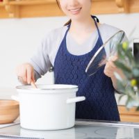 ごはんにもパンにも合う◎残暑の疲れをケアする簡単『腸活スープ』2種