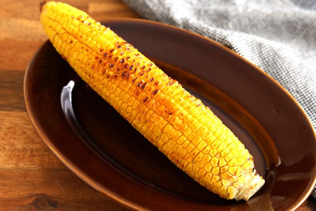 焼きとうもろこし