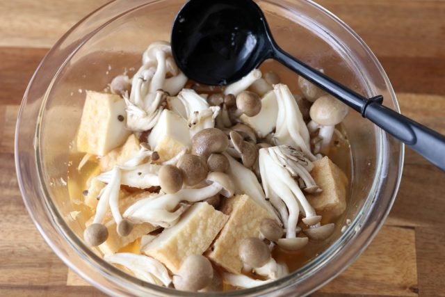 ボウルを混ぜる