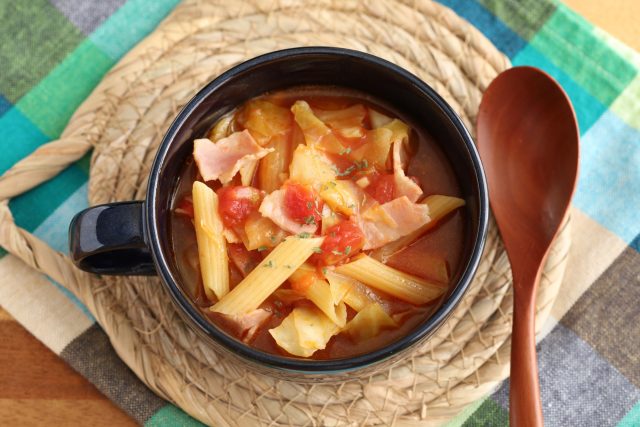 パセリをいれたミネストローネ