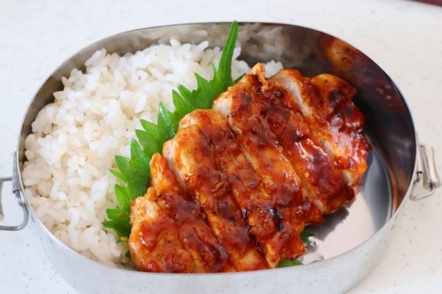 2品弁当の詰め方プロセス