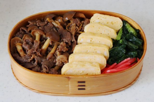 2品弁当詰め方のプロセス