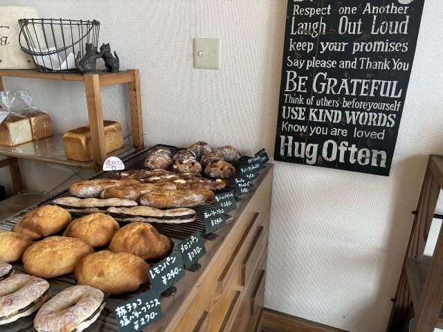 中野 NAYUTA BAKERY 店内